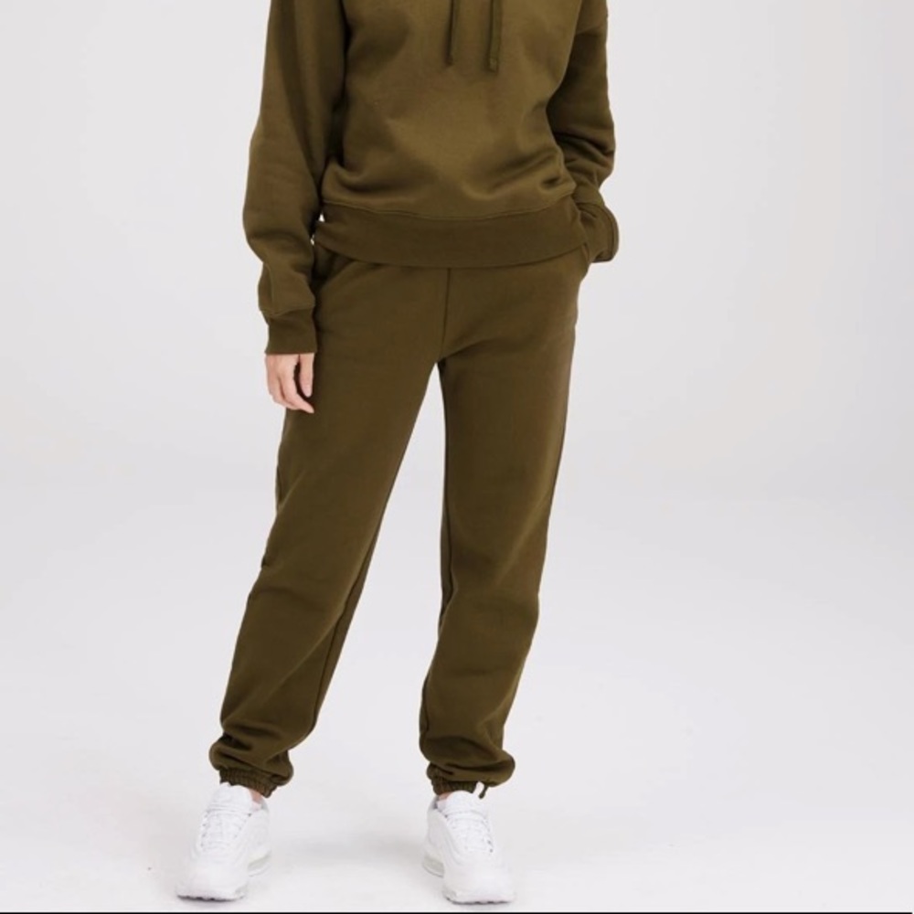 Girlfriend collect 50/50 classic fit joggers